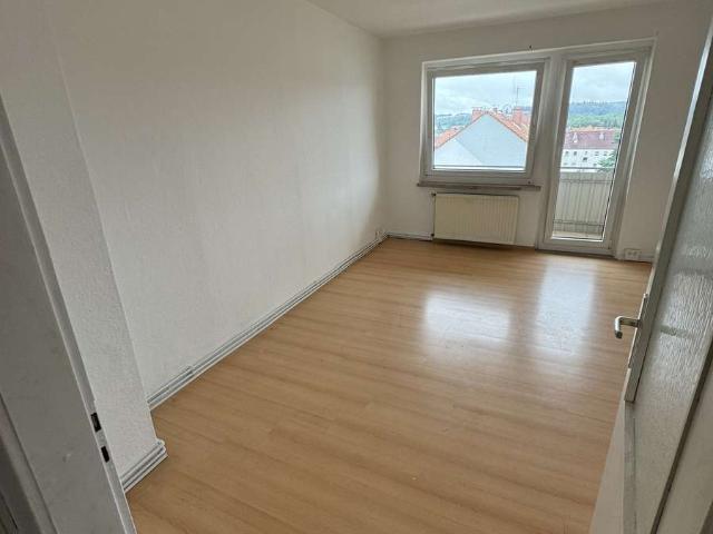 1 Raum Wohnung mit Balkon