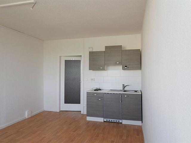 1 Raum Wohnung Straße der Befreiung 16