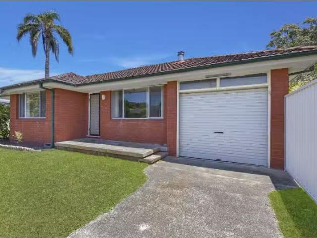 1 Rhodin Drive, Long Jetty House for rent Listed by Jessica T.
