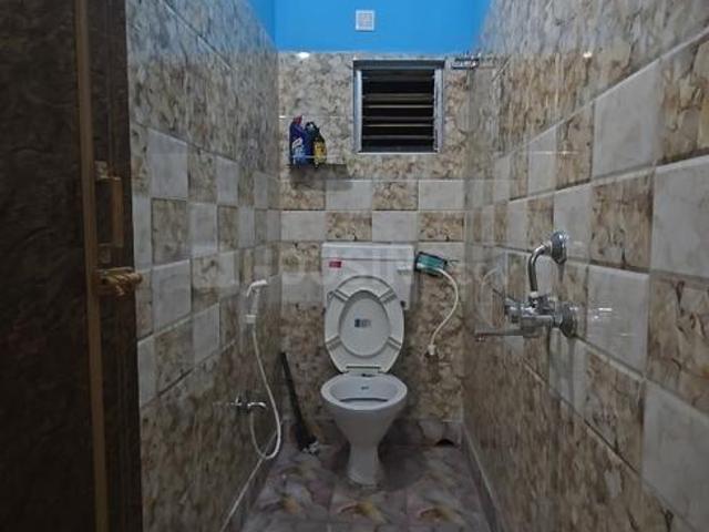 1 RK Apartment in Tangra for rent Kolkata. The reference number is 21108284