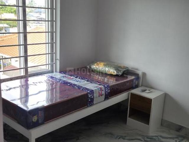1 RK Apartment in Vyttila for rent Kochi. The reference number is 21195892