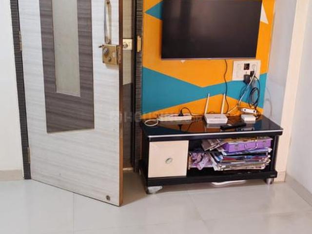 1 RK Apartment in Borivali West for rent Mumbai. The reference number is 19900788
