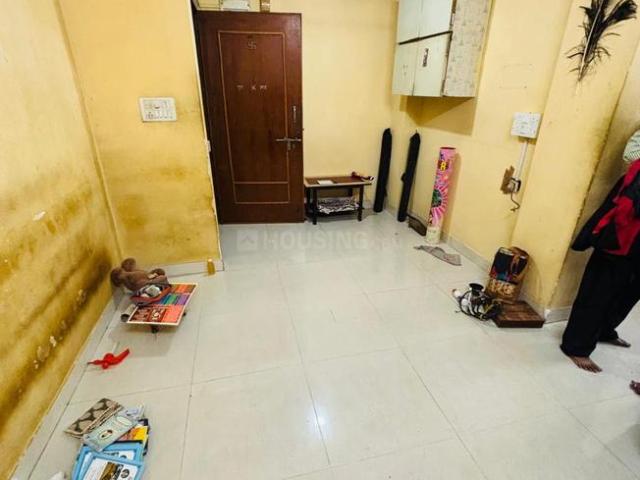 1 RK Apartment in Dadar West for rent Mumbai. The reference number is 18709702