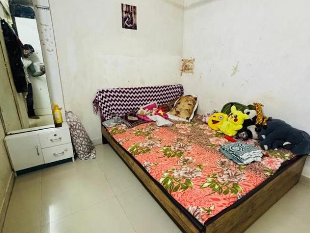 1 RK Apartment in Dadar West for rent Mumbai. The reference number is 19431703