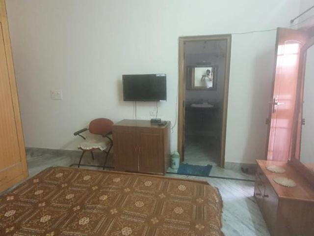 1 RK Apartment in Dalanwala for rent Dehradun. The reference number is 7706153