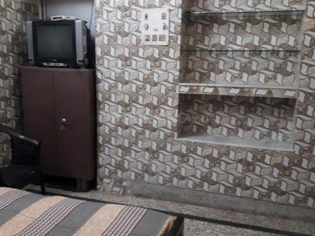 1 RK Apartment in Darshan Purwa for rent Kanpur. The reference number is 12763136