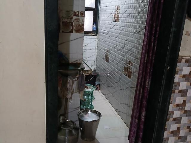 1 RK Apartment in Dombivli East for rent Thane. The reference number is 6493062