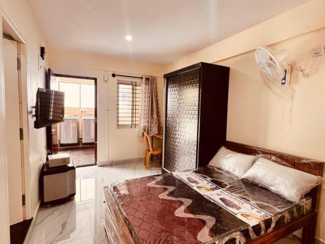 1 RK Apartment in Domlur Layout for rent Bengaluru. The reference number is 21235254