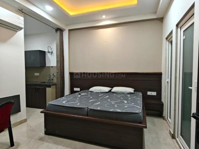 1 RK Apartment in DLF Phase 3 for rent Gurgaon. The reference number is 19461729