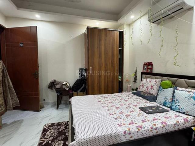 1 RK Apartment in Freedom Fighters Enclave for rent New Delhi. The reference number is 14335568
