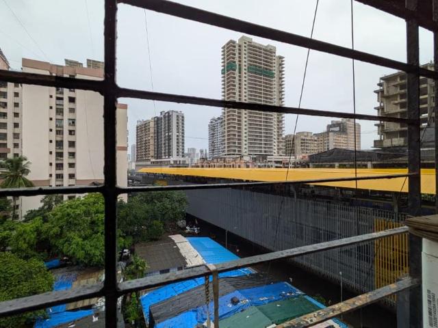 1 RK Apartment in Goregaon West for resale Mumbai. The reference number is 20834027