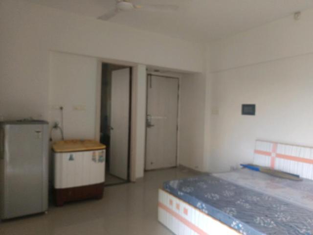 1 RK Apartment in Hadapsar for resale Pune. The reference number is 18914530