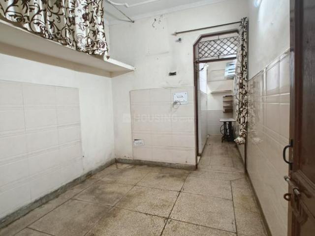 1 RK Apartment in Hari Nagar for resale New Delhi. The reference number is 20395207