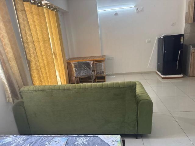 1 RK Apartment in Jagatpur for rent Ahmedabad. The reference number is 17594090