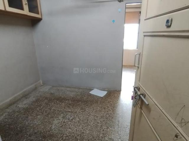 1 RK Apartment in Kandivali West for rent Mumbai. The reference number is 20584910