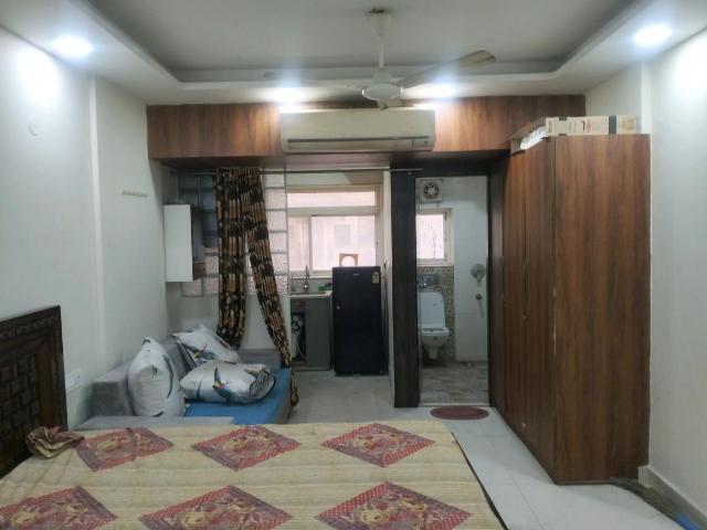 1 RK Apartment in Karampura for rent New Delhi. The reference number is 16104968