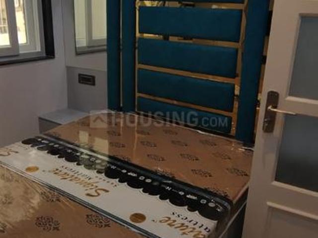 1 RK Apartment in Karampura for rent New Delhi. The reference number is 20976625