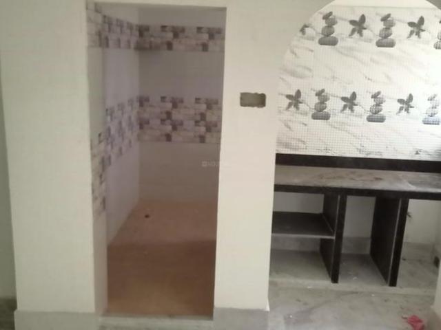 1 RK Apartment in Keshtopur for rent Kolkata. The reference number is 10884744