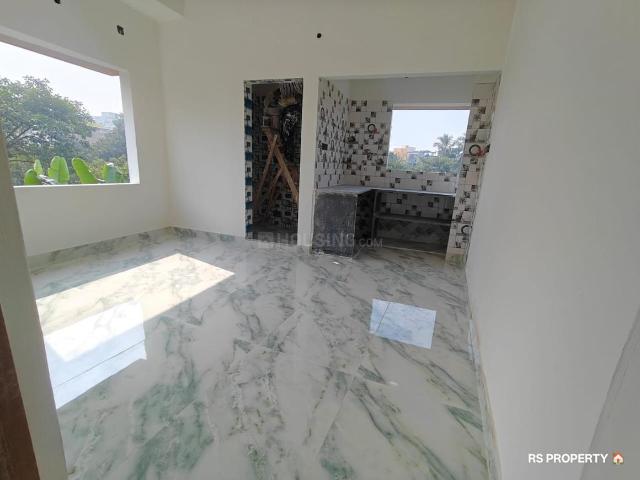1 RK Apartment in Keshtopur for rent Kolkata. The reference number is 19184702