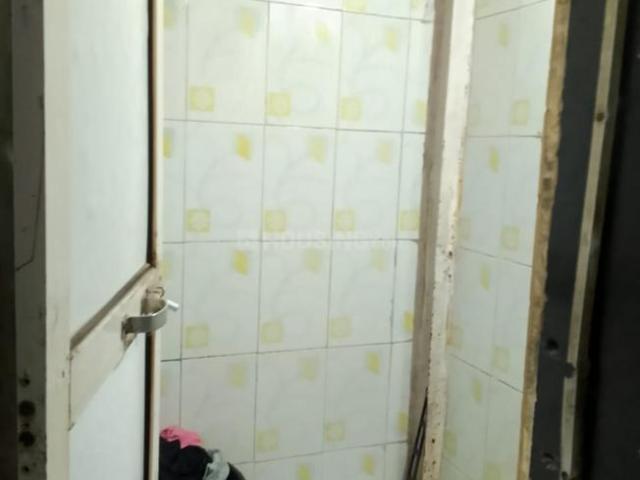1 RK Apartment in Khar Danda for resale Mumbai. The reference number is 21168810