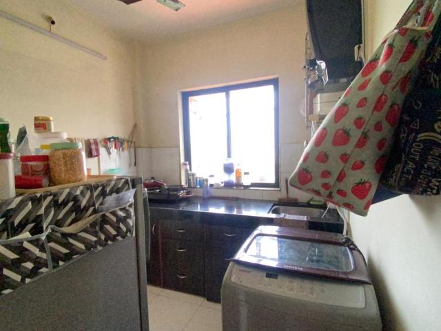 1 RK Apartment in Malad West for rent Mumbai. The reference number is 20913386