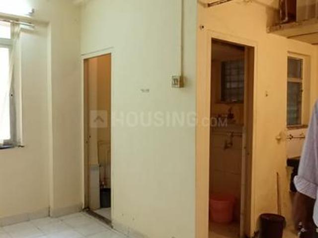 1 RK Apartment in Malad West for resale Mumbai. The reference number is 20347197