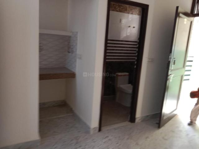 1 RK Apartment in Munirka for rent New Delhi. The reference number is 20558521