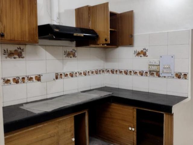 1 RK Apartment in Naraina for resale New Delhi. The reference number is 21095700