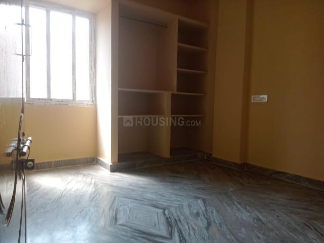 1 RK Apartment in Sanjeeva Reddy Nagar for rent Hyderabad. The reference number is 19640663