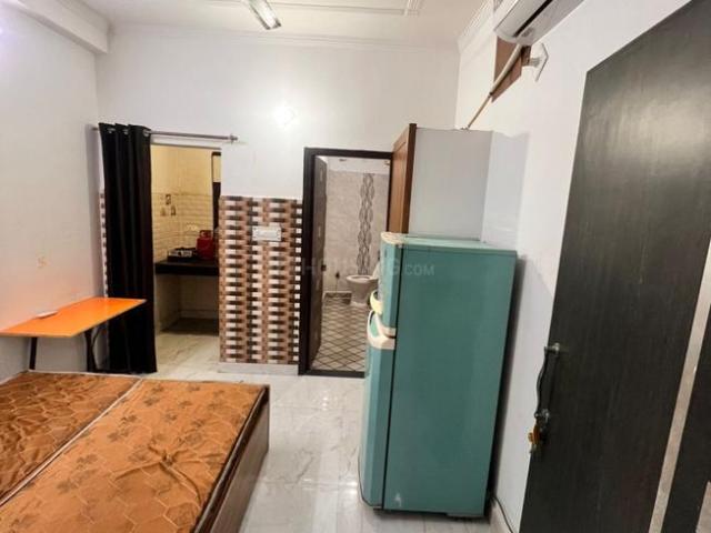 1 RK Apartment in Sarita Vihar for rent New Delhi. The reference number is 19044389