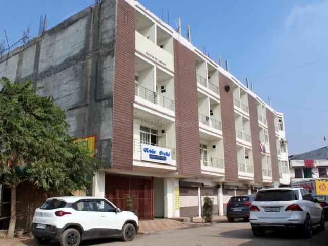 1 RK Apartment in Sector 102 for rent Noida. The reference number is 21220286