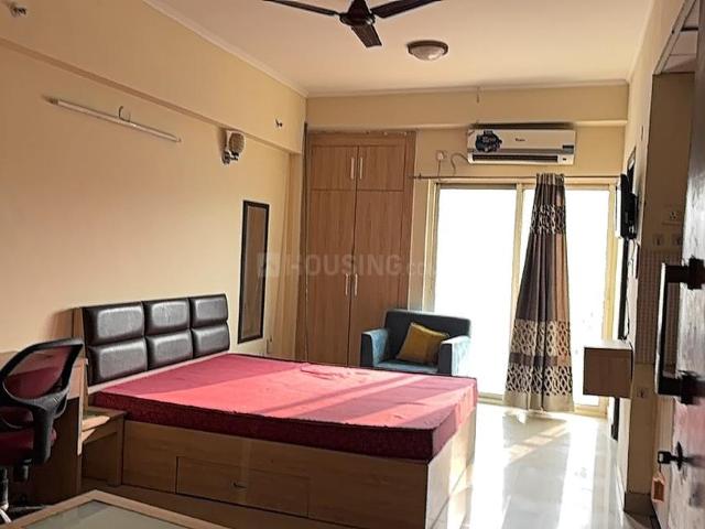 1 RK Apartment in Sector 137 for rent Noida. The reference number is 19183544