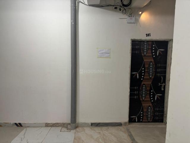 1 RK Apartment in Sector 168 for rent Noida. The reference number is 19332235