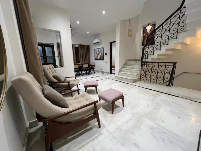 1 RK Apartment in Sector 21 for rent Gurgaon. The reference number is 21307701