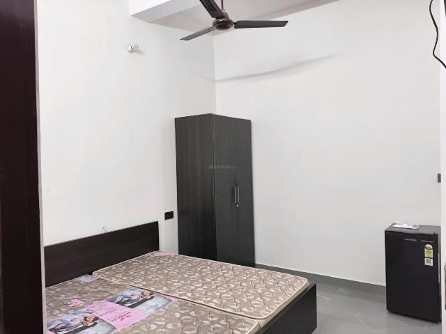 1 RK Apartment in Sector 30 for rent Gurgaon. The reference number is 17898945