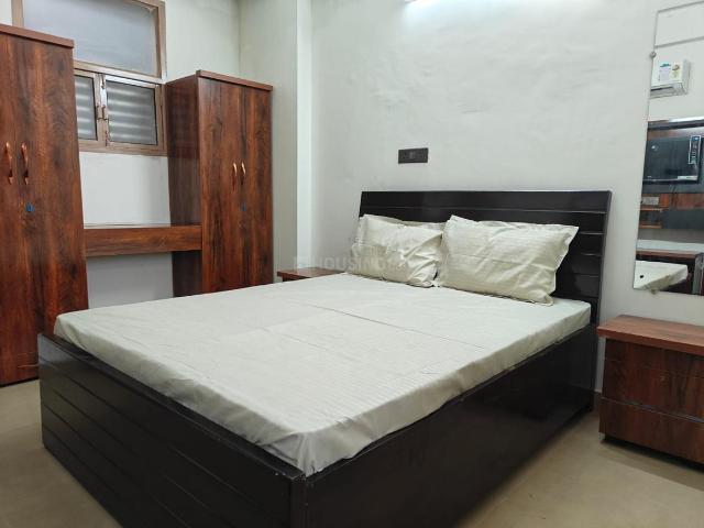 1 RK Apartment in Sector 44 for rent Noida. The reference number is 20875305