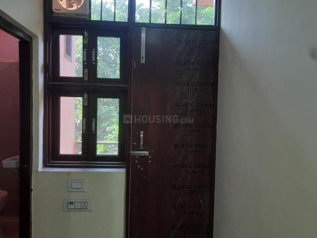 1 RK Apartment in Sector 52 for rent Gurgaon. The reference number is 19424852