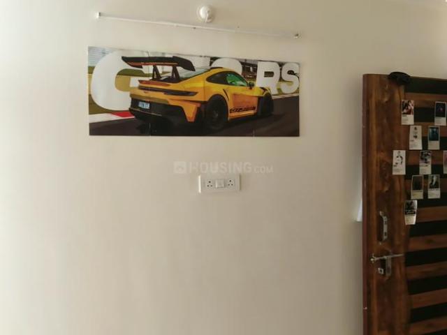 1 RK Apartment in Sector 73 for rent Noida. The reference number is 21190357