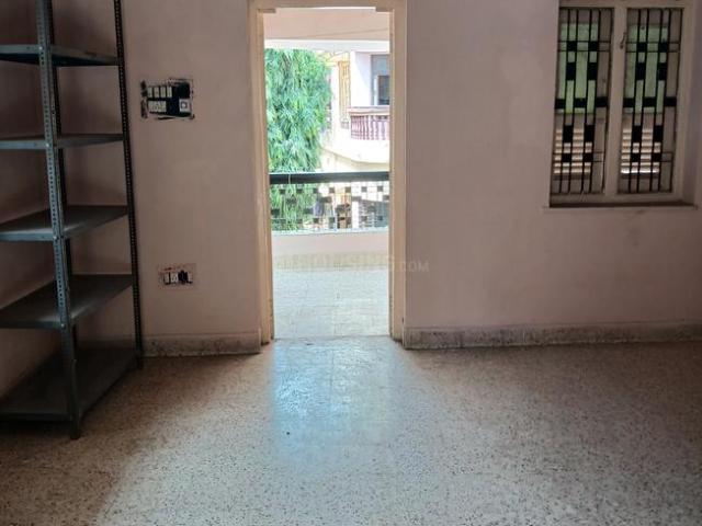 1 RK Apartment in Shahpur for rent Ahmedabad. The reference number is 19863999
