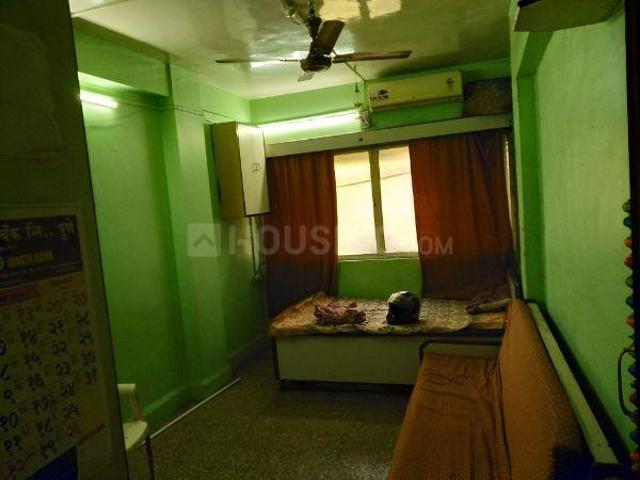 1 RK Apartment in Shivaji Nagar for resale Pune. The reference number is 5596176