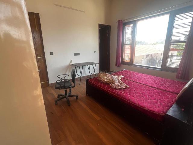 1 RK Duplex in Dalanwala for rent Dehradun. The reference number is 21139158