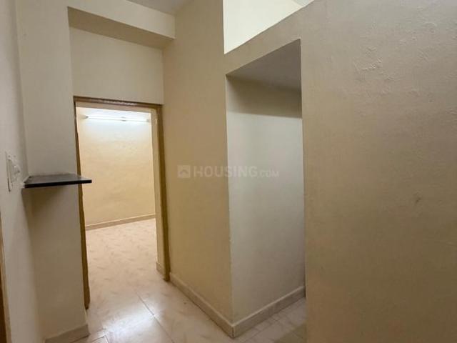1 RK Duplex in Maraimalai Nagar Part for rent Chennai. The reference number is 21376407