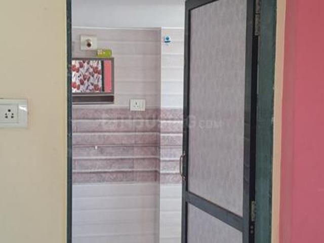 1 RK Duplex in Subhanpura for rent Vadodara. The reference number is 21366432