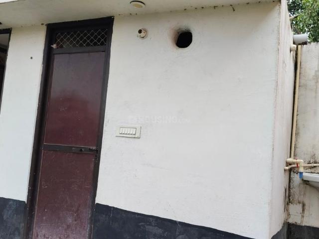 1 RK Farm House in Dafi for rent Varanasi. The reference number is 20848858