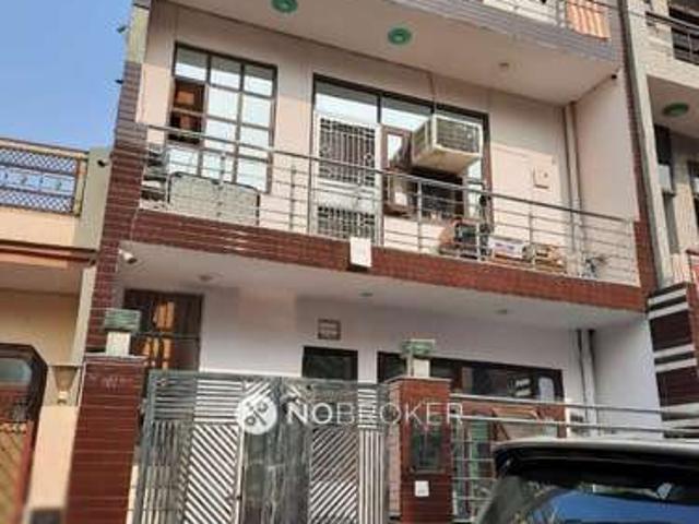1 RK Flat for Rent In Alpha I