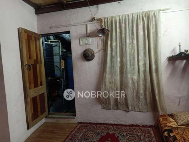 1 RK Flat for Rent In Khar West