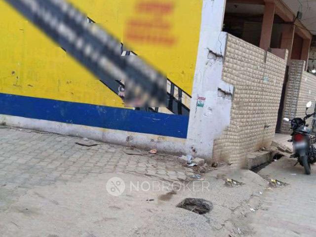 1 RK Flat for Rent In Indirapuram