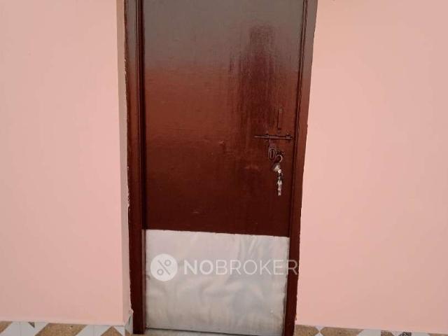 1 RK Flat for Rent In Janakpuri