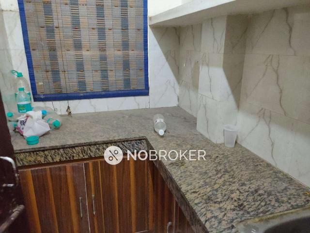 1 RK Flat for Rent In Lakshmi Nagar