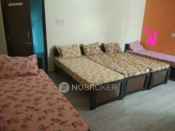1 RK Flat for Rent In Madhapur